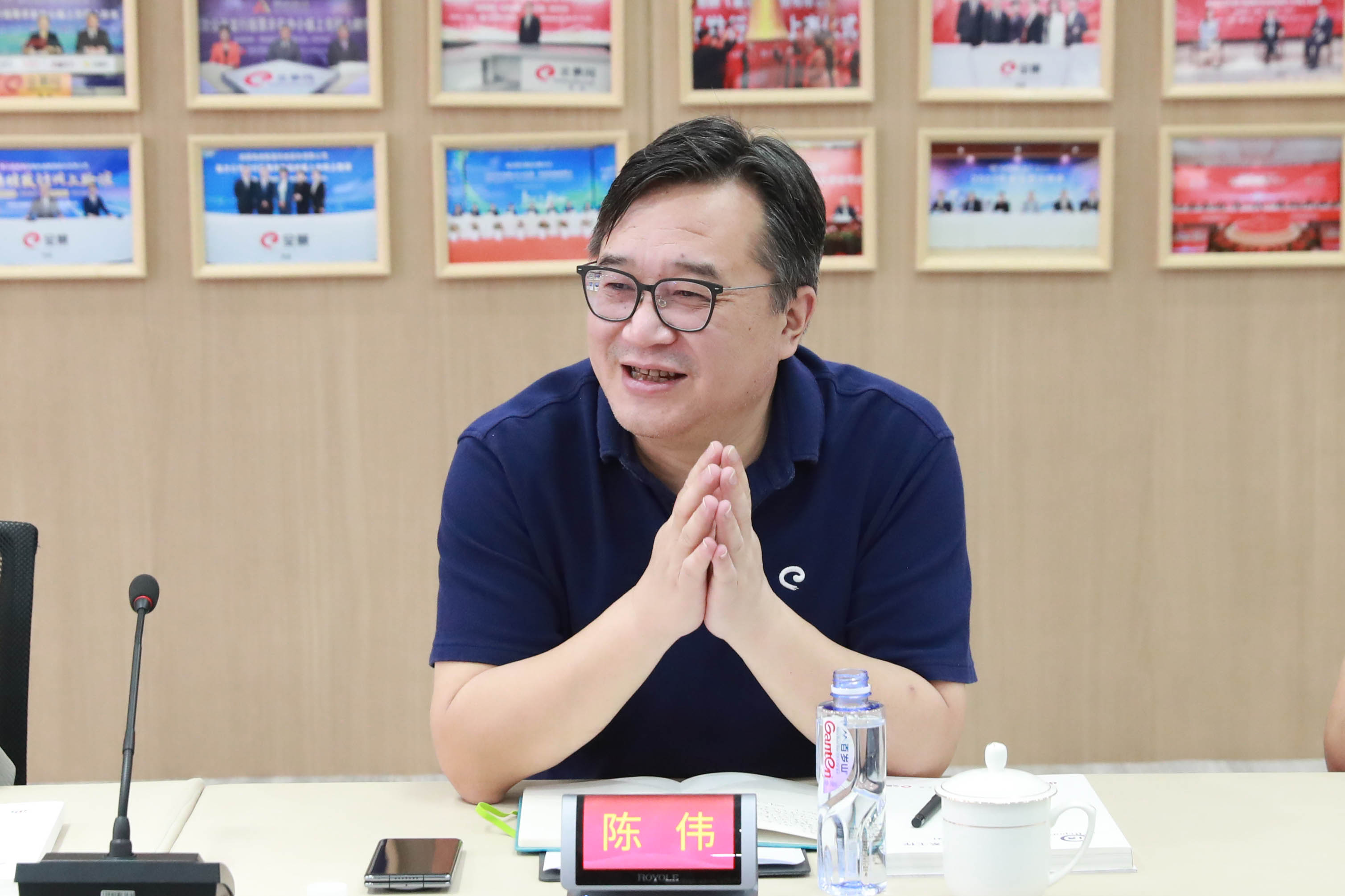 陈伟照片.jpg 陈伟照片.jpg