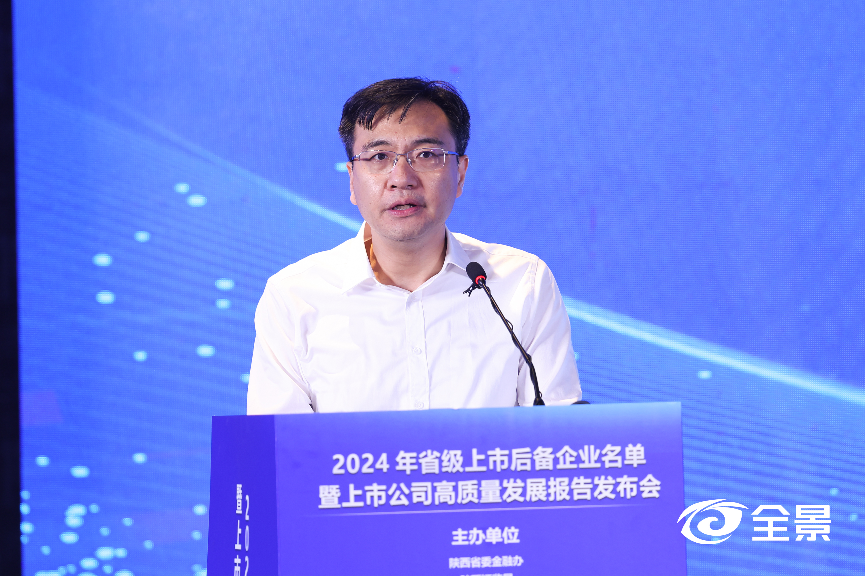 YAN_7096.jpg YAN_7096.jpg