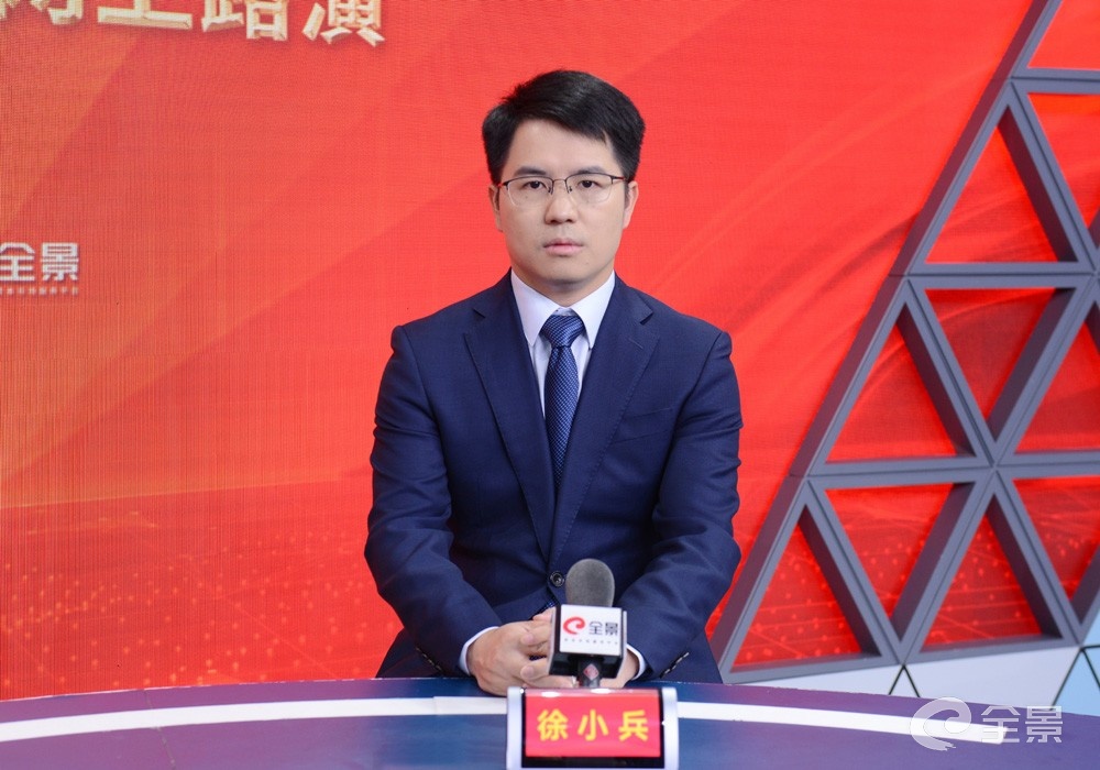 徐小兵.jpg 徐小兵.jpg